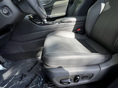 Used 2023 Lexus NX 250 FWD image 16