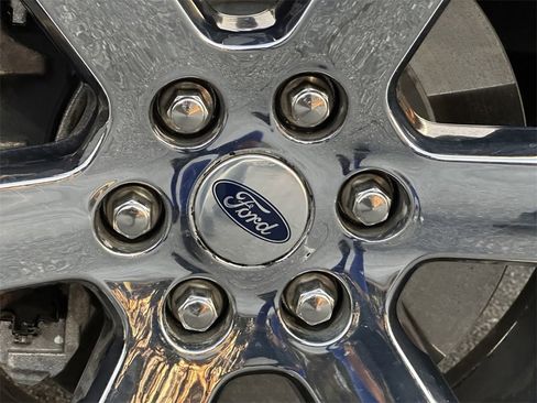 Used 2021 Ford F150 Lariat w/ Equipment Group 502A High image 11