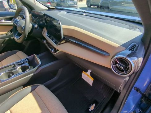 New 2026 Chevrolet Equinox ACTIV w/ Convenience Package III image 47