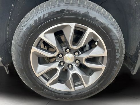 Used 2020 Chevrolet Silverado 1500 LT w/ Texas Edition image 10