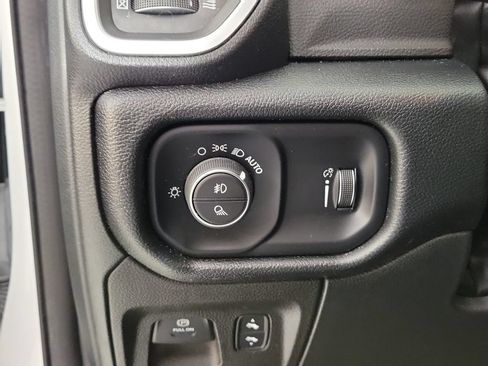 Used 2022 RAM 1500 Big Horn AWD/4WD image 13