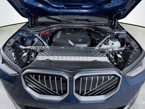 Used 2025 BMW X3 xDrive30i w/ Premium Package image 31