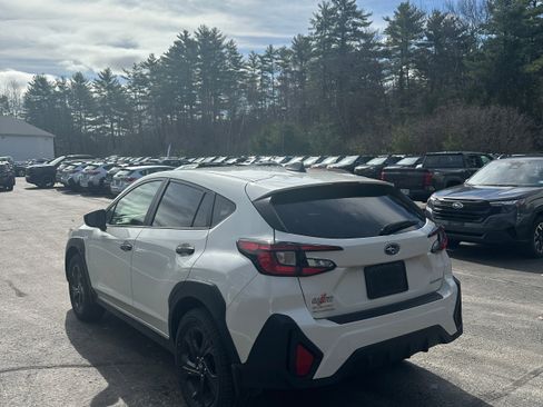 Used 2024 Subaru Crosstrek 2.0i image 7