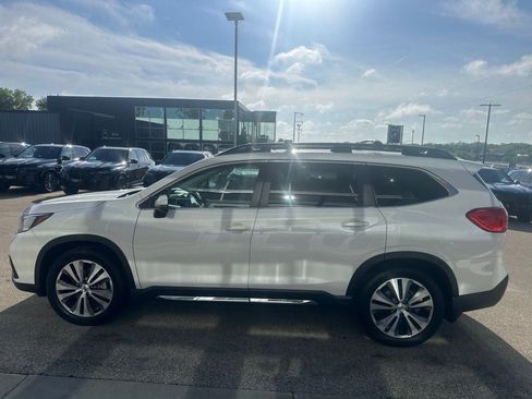 Used 2022 Subaru Ascent Limited w/ Technology Package AWD/4WD image 7