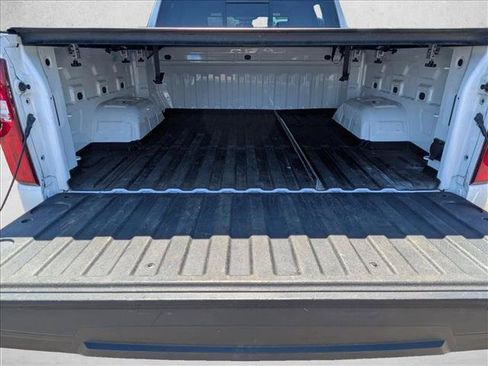 Used 2023 Chevrolet Silverado 1500 RST w/ Convenience Package II AWD/4WD image 6