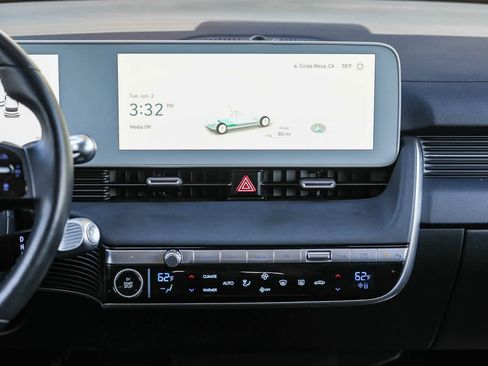 Used 2024 Hyundai Ioniq 5 SEL RWD image 13