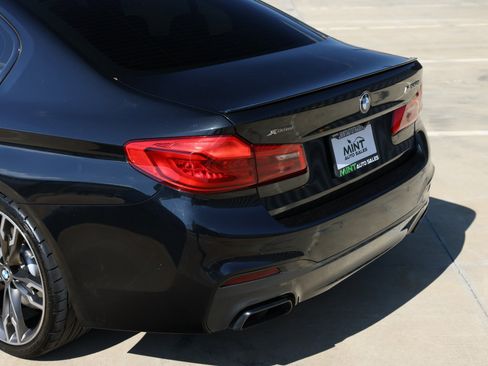 Used 2019 BMW M550i xDrive image 35