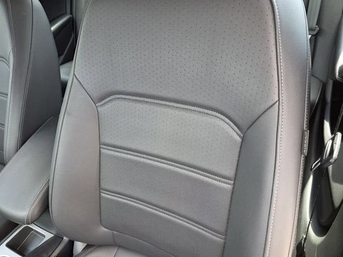 Used 2021 Volkswagen Passat 2.0T SE image 14