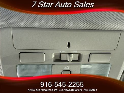 Used 2007 INFINITI M35 w/ Technology Pkg RWD image 9