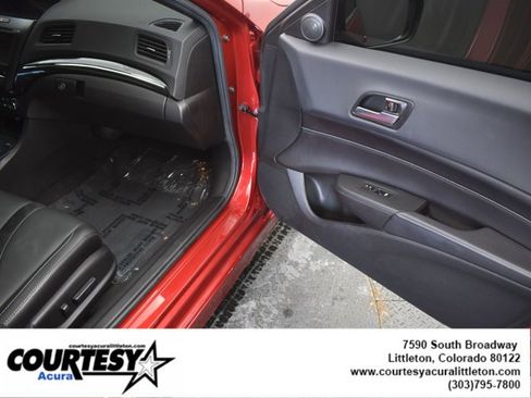 Used 2020 Acura ILX image 29