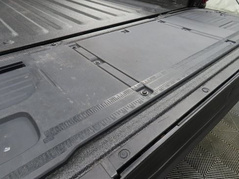 Used 2024 Ford F150 Platinum w/ FX4 Off-Road Package image 43