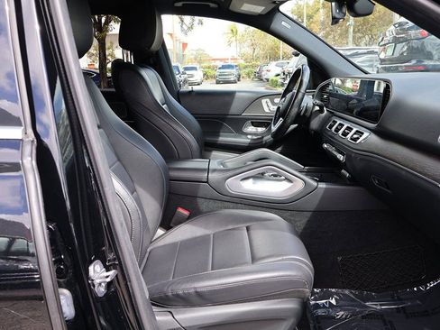 Used 2020 Mercedes-Benz GLE 350 4MATIC w/ Premium Package image 29