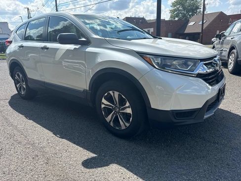 Used 2018 Honda CR-V LX image 2