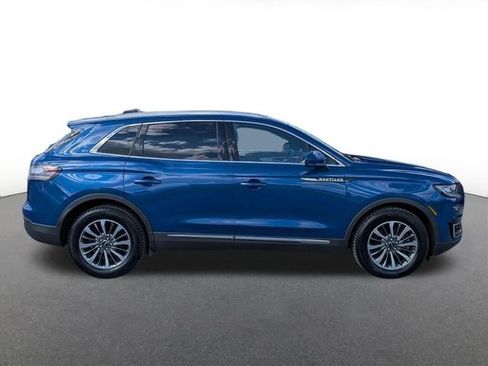 Used 2020 Lincoln Nautilus Premier w/ Equipment Group 101A AWD/4WD image 2