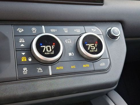 Certified 2025 Land Rover Defender 110 S image 26