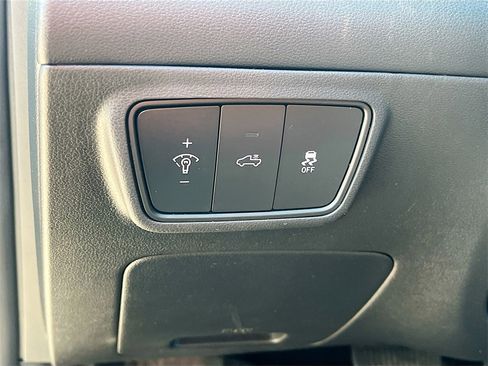 Used 2023 Hyundai Santa Cruz SEL image 10