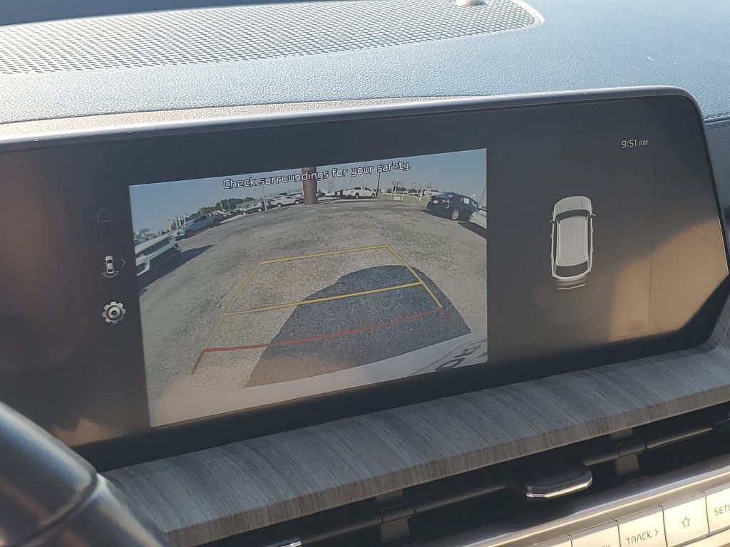 Used 2024 Kia Telluride EX w/ EX Captain's Chair Package FWD image 18