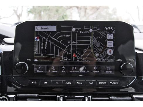 Used 2023 Nissan Pathfinder SL image 25