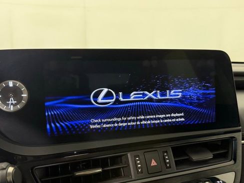 Used 2022 Lexus ES 300h w/ Premium Package image 18