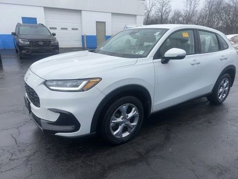 Used 2023 Honda HR-V LX image 4