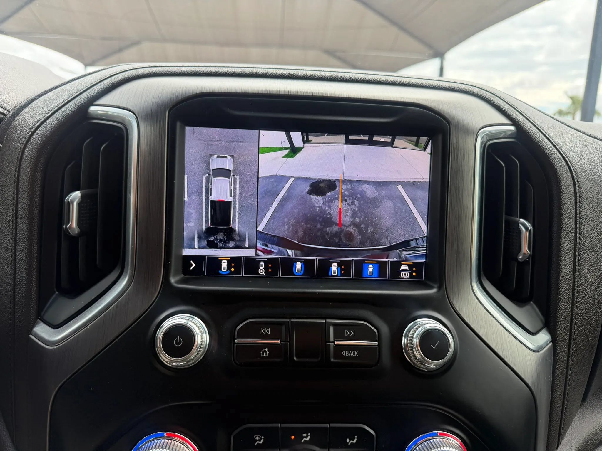 Used 2020 GMC Sierra 2500 Denali w/ Denali Ultimate Package AWD/4WD image 21