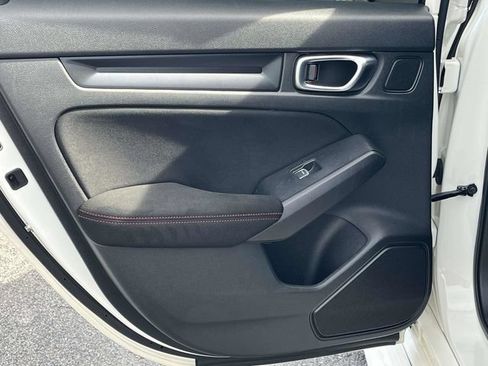 Used 2024 Honda Civic Type R image 16