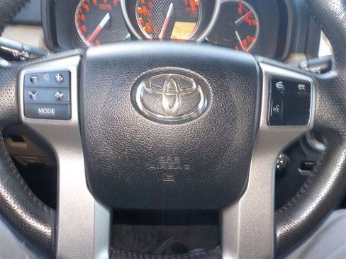 Used 2013 Toyota 4Runner SR5 image 20