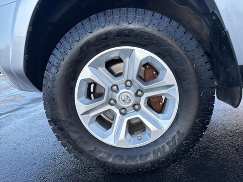 Certified 2019 Toyota 4Runner SR5 Premium image 10