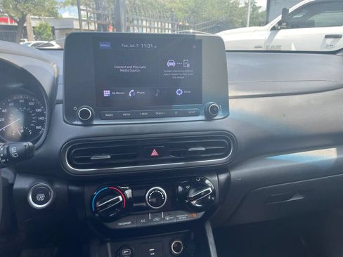 Used 2022 Hyundai Kona SEL FWD image 22