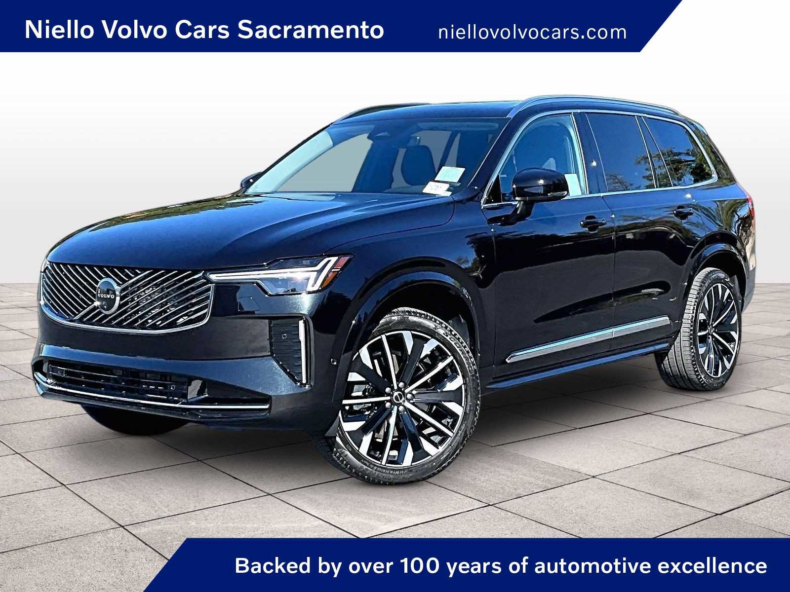 Used 2026 Volvo XC90 B5 Plus w/ Protection Package AWD/4WD image 1