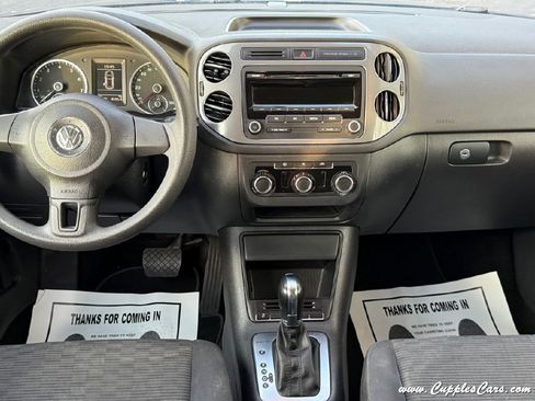 Used 2012 Volkswagen Tiguan S image 19