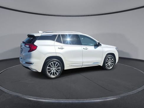 Certified 2022 GMC Terrain Denali AWD/4WD image 8
