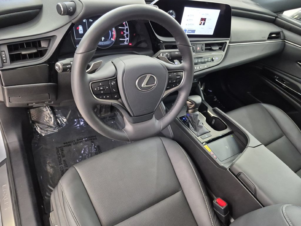 Certified 2025 Lexus ES 350 w/ Premium Package FWD image 16