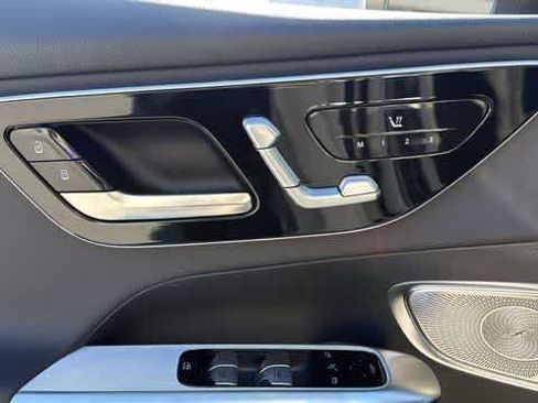 Used 2026 Mercedes-Benz GLC 300 4MATIC image 16