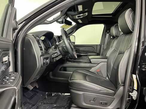 Used 2023 RAM 3500 Limited AWD/4WD image 11