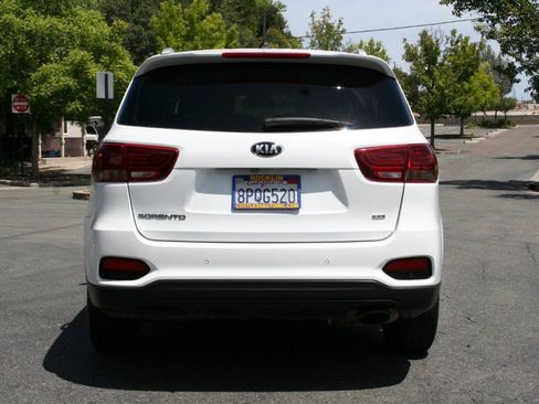 Used 2020 Kia Sorento LX w/ LX I4 Convenience Package FWD image 6