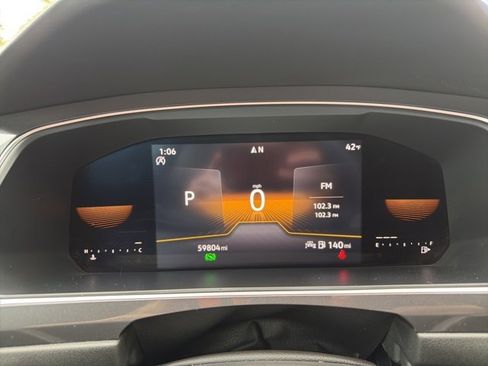 Used 2022 Volkswagen Tiguan SE R-Line image 24