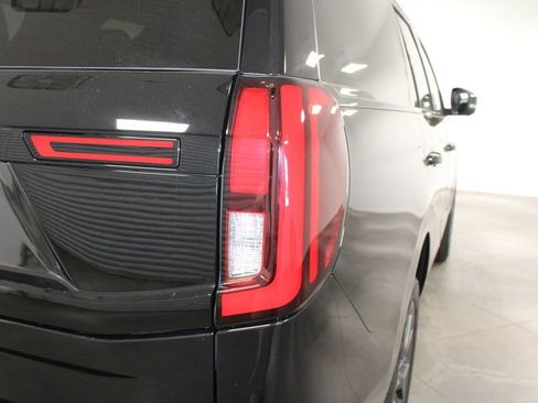 New 2025 Ford Expedition Platinum w/ Stealth Performance Package image 12