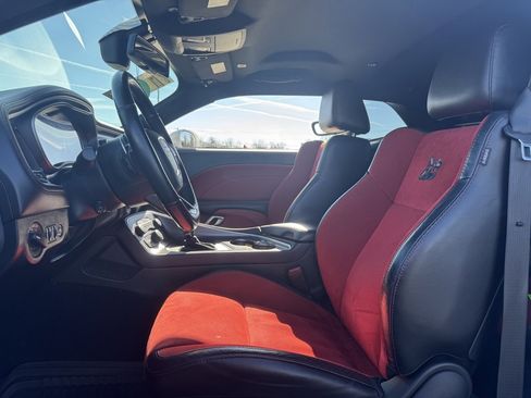 Used 2021 Dodge Challenger R/T Scat Pack image 5