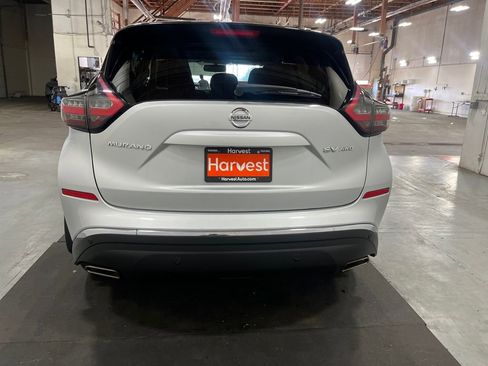 Used 2019 Nissan Murano SV w/ Premium Package image 7