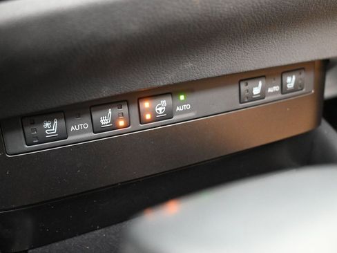 Used 2025 Lexus ES 350 w/ Premium Package image 15