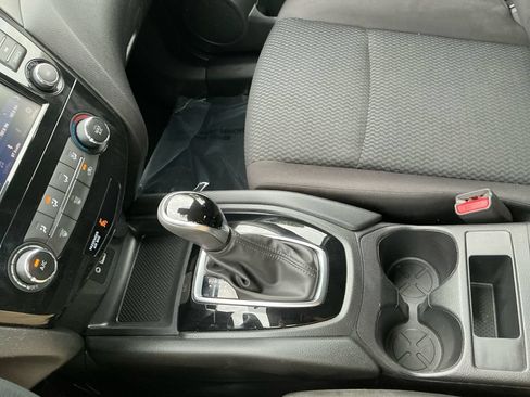 Used 2020 Nissan Rogue Sport S AWD/4WD image 28