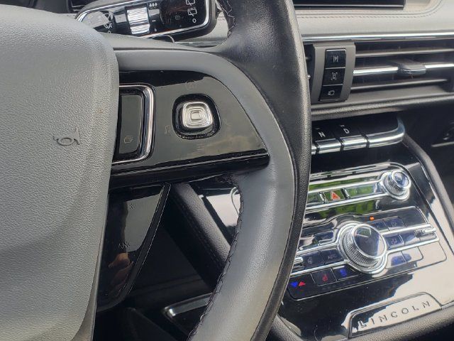 Used 2022 Lincoln Corsair AWD w/ Premium Package image 16