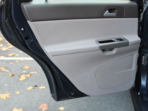 Used 2008 Volvo V50 T5 image 15