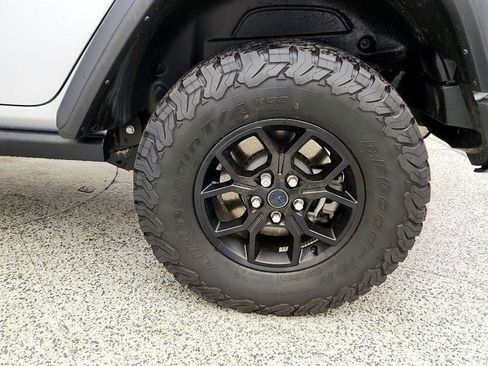 Used 2024 Jeep Wrangler Unlimited AWD/4WD image 9