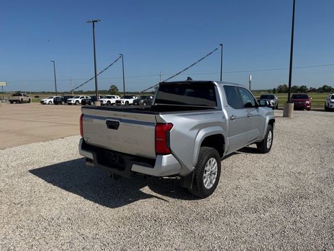 Used 2024 Toyota Tacoma SR5 AWD/4WD image 3