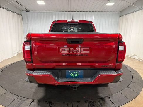 Certified 2024 GMC Canyon AT4 AWD/4WD image 7