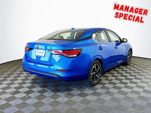 Used 2024 Nissan Sentra SV FWD image 8