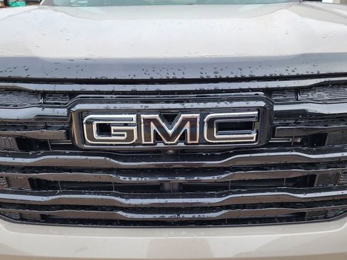 New 2026 GMC Terrain Elevation w/ Black Edition image 10