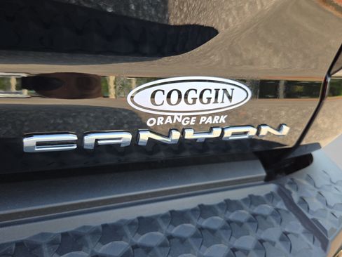 Certified 2024 GMC Canyon Denali AWD/4WD image 34